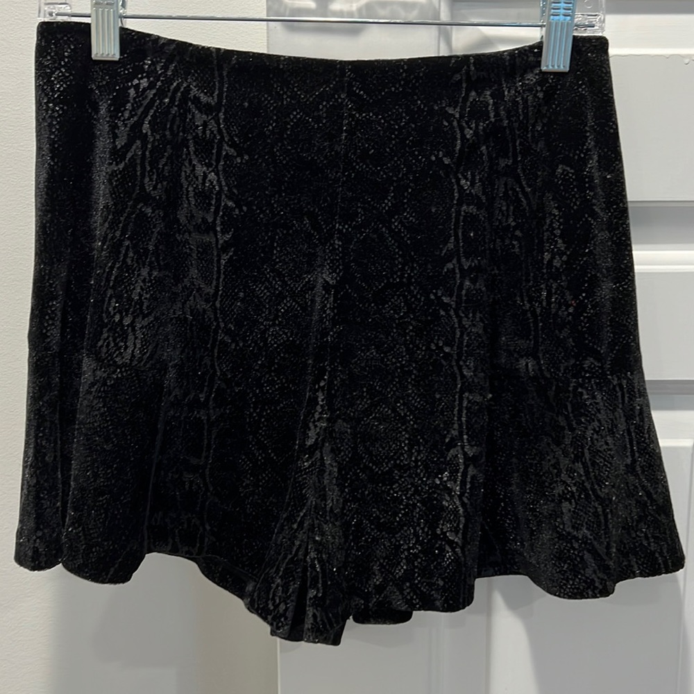 Askari black burnout velvet back zip shorts